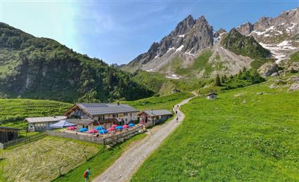 Refuge de la Balme